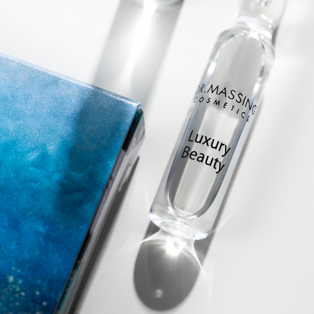 Produktbild Luxury Beauty Ampulle Nahaufnahme