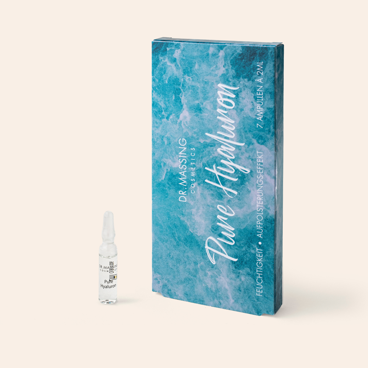 Dr. Massing Pure Hyaluron Gesichtsampulle Produktverpackung vor beigen Hintergrund
