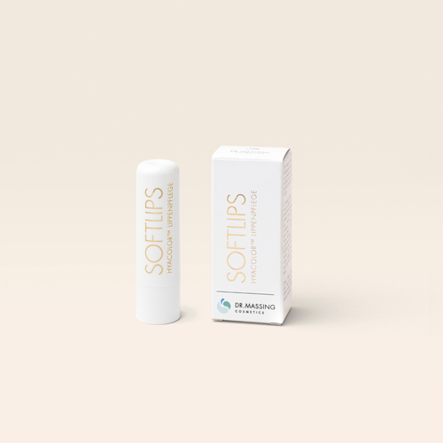 Dr. Massing SoftLips Gold Hyaluron Lippenpflege Produktverpackung vor beigen Hintergrund