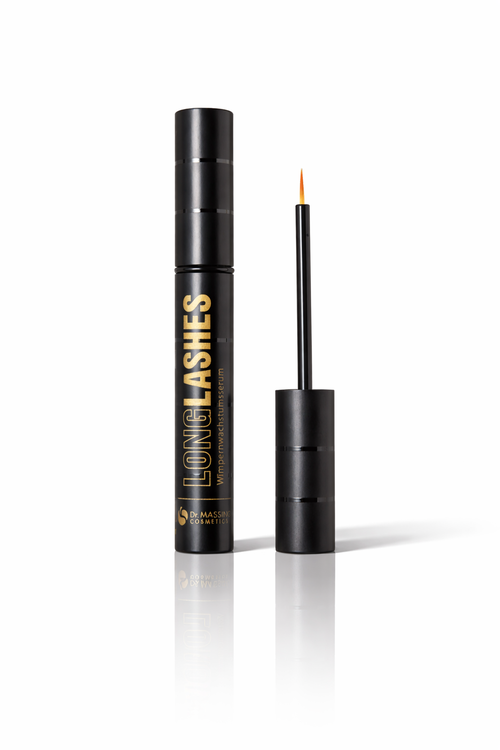 Long Lashes Wimpernserum Classic vor weißem Hintergrund
